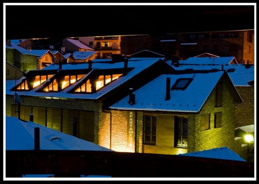 Hotel Roca Alp Bagian luar foto