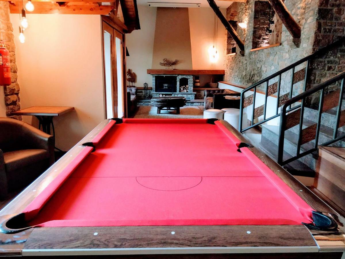 Hotel Roca Alp Bagian luar foto